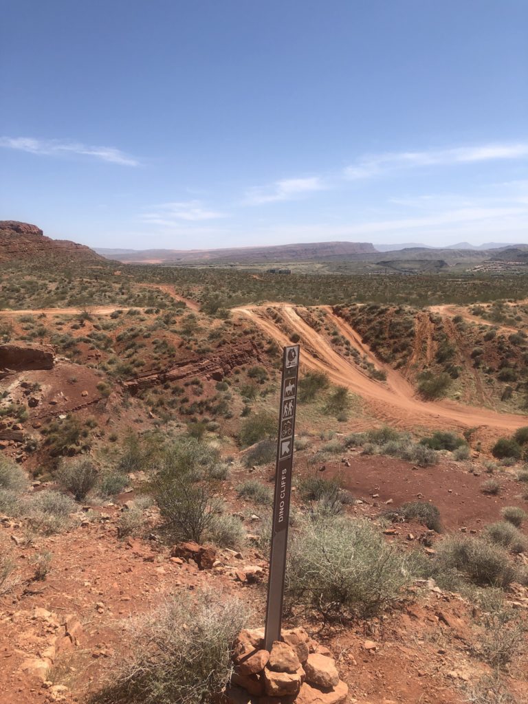 off road vehicle climbing tracks in Washington Utah